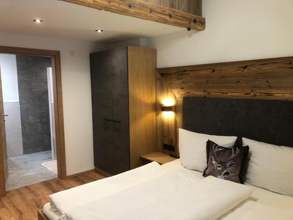 Landhaus Thomas Mayrhofen Zimmer foto
